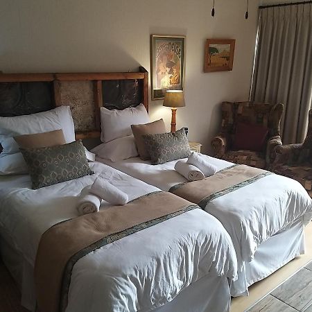 Kromdraai Guest Rooms Krugersdorp Exterior photo