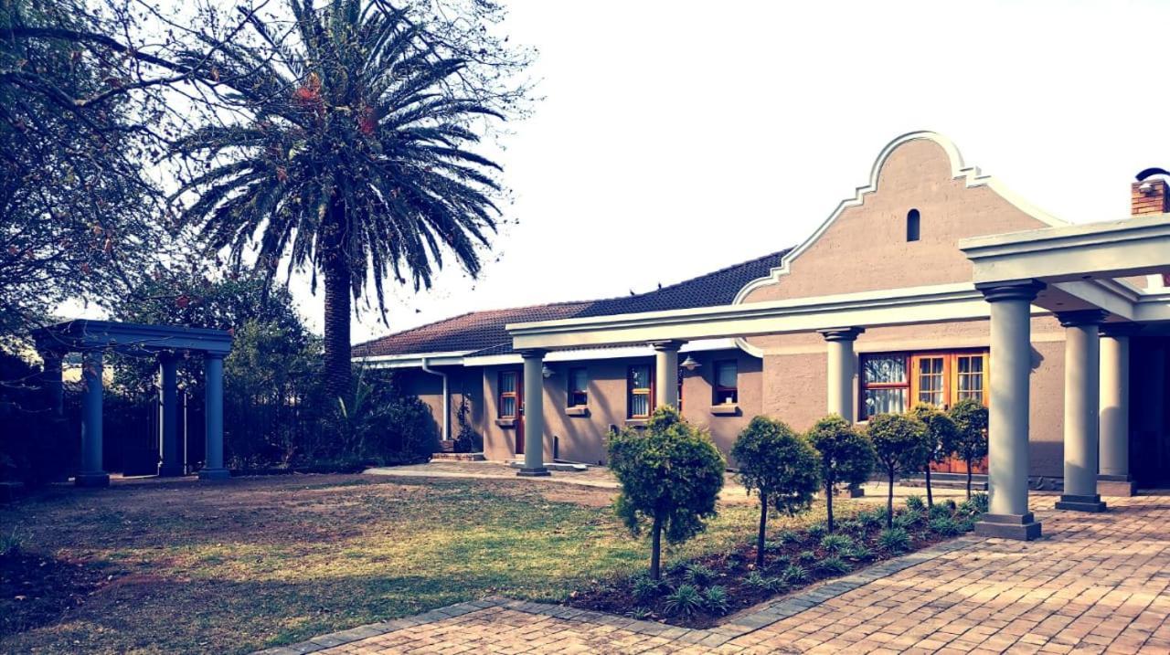 Kromdraai Guest Rooms Krugersdorp Exterior photo